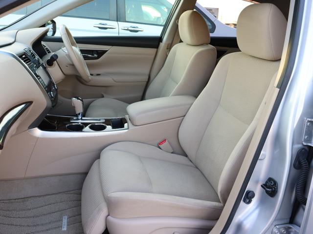 ティアナ ＸＬ　ナビＡＶＭパッケージ　アラウンドビューモニター　インテリキー　エマージェンシーブレーキ　ＨＩＤ　ビルトインＥＴＣ　パワーシート　ＬＤＷ　ＢＳＷ　オットマン　クルーズコントロール　禁煙・１オーナー（7枚目）