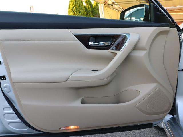 ティアナ ＸＬ　ナビＡＶＭパッケージ　アラウンドビューモニター　インテリキー　エマージェンシーブレーキ　ＨＩＤ　ビルトインＥＴＣ　パワーシート　ＬＤＷ　ＢＳＷ　オットマン　クルーズコントロール　禁煙・１オーナー（30枚目）