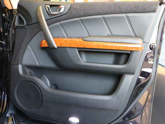 �^�]�ȃh�A�����聙