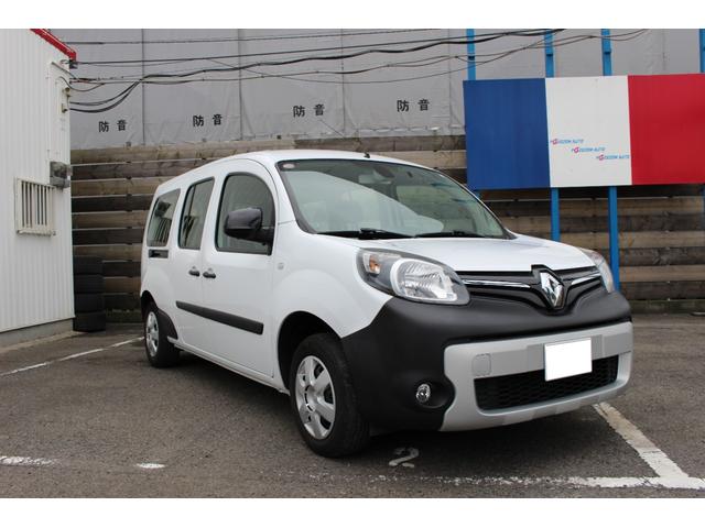 カングー 　グランカングー１．５ｄｃｉ　６速ＡＴ　ディーゼルターボ　７人乗り　左ハンドル（25枚目）