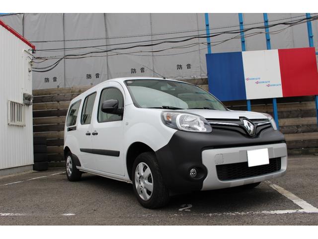 カングー 　グランカングー１．５ｄｃｉ　６速ＡＴ　ディーゼルターボ　７人乗り　左ハンドル（43枚目）