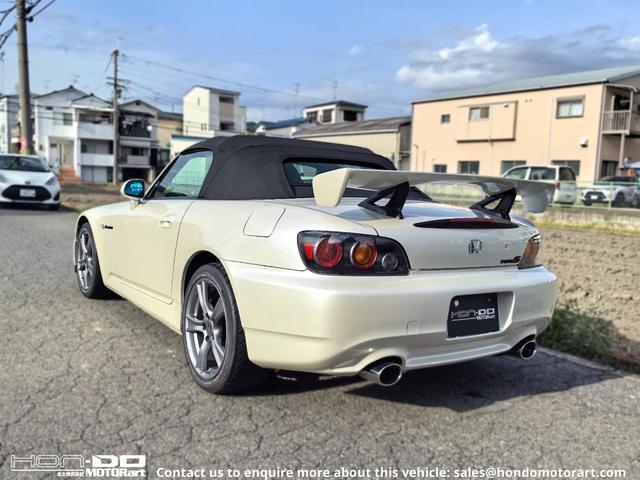 Ｓ２０００ タイプＳ　オープンカー　ＨＩＤ　ＭＴ　アルミホイール　盗難防止システム　衝突安全ボディ　ＡＢＳ　ＥＳＣ　エアコン（7枚目）