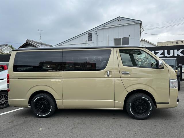 ハイエースバン ロングスーパーＧＬ　Ｔｙｐｅ　ｓａｎｄ　ｂｅｉｇｅ　リノシェルキット　ＢＲＵＴ１６ＡＷ　　ＴＯＹＯタイヤ　オープンカントリーＲ／Ｔ　ジーンズ柄シートカバー　センターコンソール　セカンドキャビネット　カーゴパネル　ナビ（36枚目）