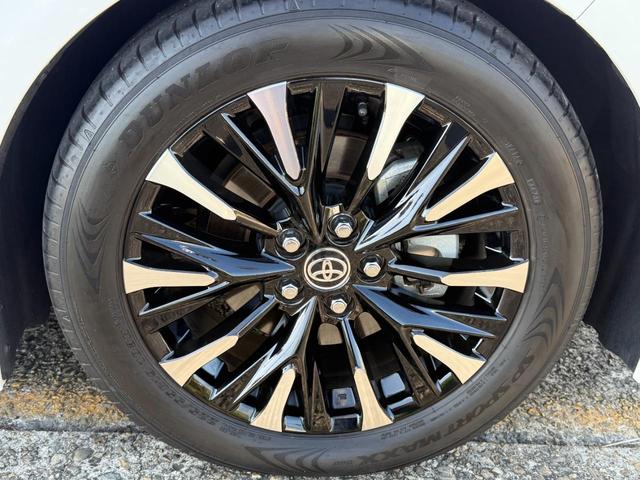 アルファード 　トヨタチームメイト／ＨＵＰディスプレイ／寒冷地仕様／ムーンルーフ／ユニバーサルステップ／デジタルインナー／１３．２有機ＥＬ後席ディスプレイ／エグゼティブラウンジ１９インチＡＷ／前後２カメラドラレコ（80枚目）