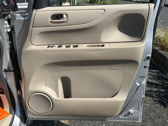 N-BOXカスタム G・Lパッケージ ホンダD下取車/ETC/パワースライドドア/スマートキー/プッシュスタート/ステアリングスイッチ/横滑り防止機能/アイドリングストップ/純正CDオーディオ/オートエアコン/車検整備付/保証付/禁煙車(22枚目)