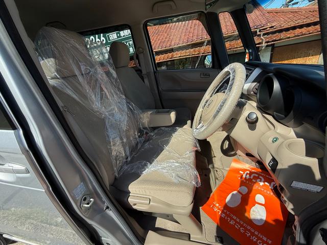 N-BOXカスタム G・Lパッケージ ホンダD下取車/ETC/パワースライドドア/スマートキー/プッシュスタート/ステアリングスイッチ/横滑り防止機能/アイドリングストップ/純正CDオーディオ/オートエアコン/車検整備付/保証付/禁煙車(24枚目)