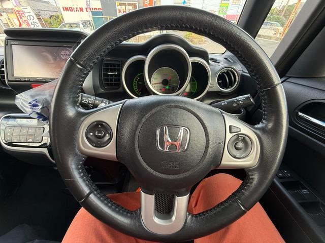 N-BOX G ターボSSパッケージ 純正ナビ/バックカメラ/フルセグ/Bluetooth/ドラレコ/両側パワスラ/新品タイヤ/新品バッテリーETC/HID/クルコン/パドルシフト/スマートキー&プッシュスタート/禁煙車(24枚目)