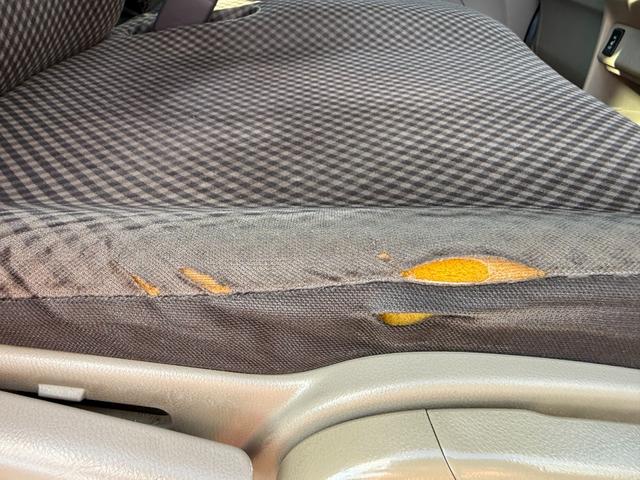 N-BOX 2トーンカラースタイル G SSパッケージ 純正ナビ/フルセグ/バックカメラ/Bluetooth/両側パワスラ/衝突軽減ブレーキ/シートヒーター/HID/IIトーンカラー/ステアリングスイッチ/キー2個/ホンダD下取車/車検整備付/禁煙車(30枚目)