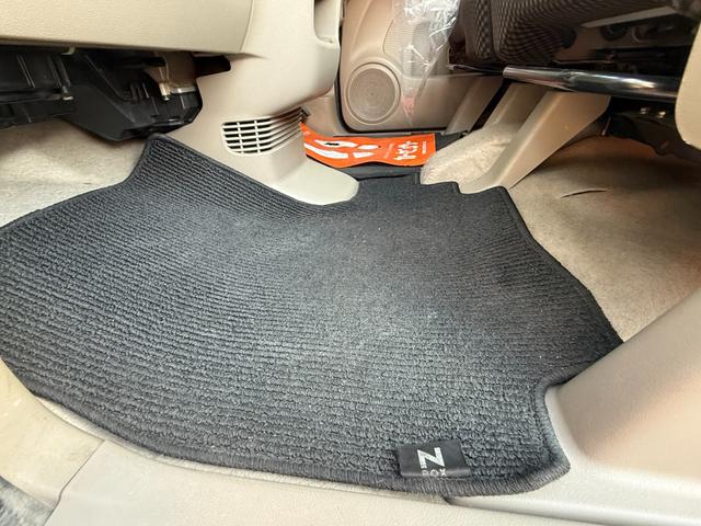 N-BOX 2トーンカラースタイル G SSパッケージ 純正ナビ/フルセグ/バックカメラ/Bluetooth/両側パワスラ/衝突軽減ブレーキ/シートヒーター/HID/IIトーンカラー/ステアリングスイッチ/キー2個/ホンダD下取車/車検整備付/禁煙車(32枚目)