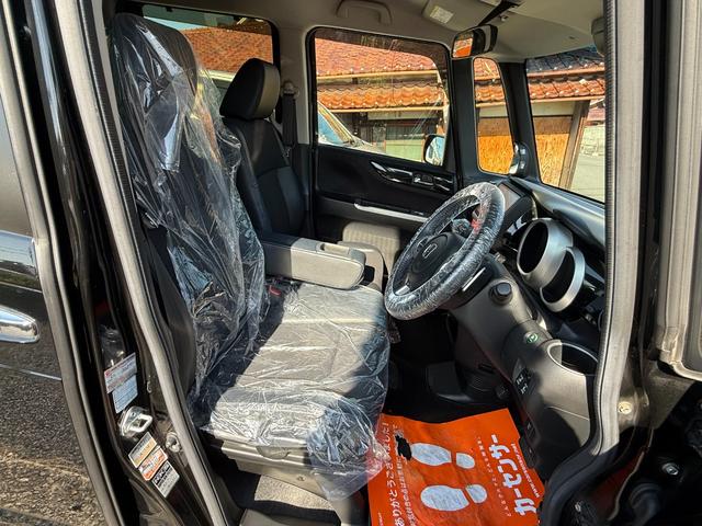 N-BOXカスタム G ターボSSブラックスタイルパッケージ 純正9インチナビ/バックカメラ/フルセグ/Bluetooth/衝突軽減ブレーキ/シートヒータ/ETC/両側パワスラ/クルコン/パドルハーフレザー/HID/LEDフォグ/ホンダD下取車/禁煙/車検整備付(34枚目)