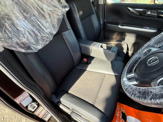 N-BOXカスタム G ターボSSブラックスタイルパッケージ 純正9インチナビ/バックカメラ/フルセグ/Bluetooth/衝突軽減ブレーキ/シートヒータ/ETC/両側パワスラ/クルコン/パドルハーフレザー/HID/LEDフォグ/ホンダD下取車/禁煙/車検整備付(35枚目)