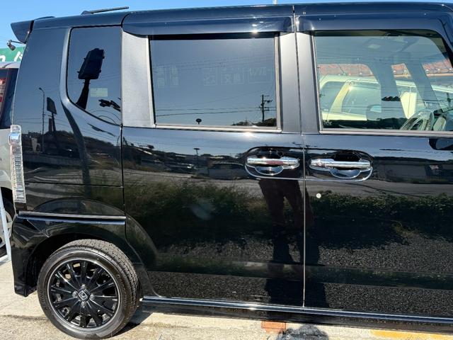 N-BOXカスタム G ターボSSブラックスタイルパッケージ 純正9インチナビ/バックカメラ/フルセグ/Bluetooth/衝突軽減ブレーキ/シートヒータ/ETC/両側パワスラ/クルコン/パドルハーフレザー/HID/LEDフォグ/ホンダD下取車/禁煙/車検整備付(54枚目)