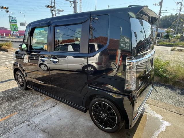 N-BOXカスタム G ターボSSブラックスタイルパッケージ 純正9インチナビ/バックカメラ/フルセグ/Bluetooth/衝突軽減ブレーキ/シートヒータ/ETC/両側パワスラ/クルコン/パドルハーフレザー/HID/LEDフォグ/ホンダD下取車/禁煙/車検整備付(58枚目)