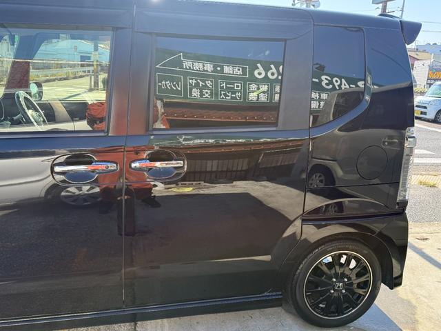 N-BOXカスタム G ターボSSブラックスタイルパッケージ 純正9インチナビ/バックカメラ/フルセグ/Bluetooth/衝突軽減ブレーキ/シートヒータ/ETC/両側パワスラ/クルコン/パドルハーフレザー/HID/LEDフォグ/ホンダD下取車/禁煙/車検整備付(60枚目)