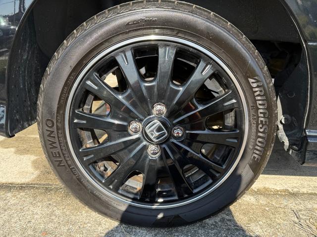 N-BOXカスタム G ターボSSブラックスタイルパッケージ 純正9インチナビ/バックカメラ/フルセグ/Bluetooth/衝突軽減ブレーキ/シートヒータ/ETC/両側パワスラ/クルコン/パドルハーフレザー/HID/LEDフォグ/ホンダD下取車/禁煙/車検整備付(73枚目)