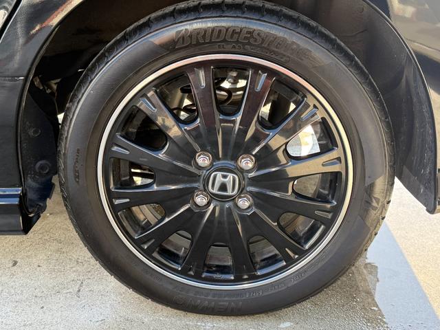 N-BOXカスタム G ターボSSブラックスタイルパッケージ 純正9インチナビ/バックカメラ/フルセグ/Bluetooth/衝突軽減ブレーキ/シートヒータ/ETC/両側パワスラ/クルコン/パドルハーフレザー/HID/LEDフォグ/ホンダD下取車/禁煙/車検整備付(75枚目)