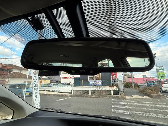 プリウス Ｇ　最終後期型／レーダークルーズ／純正ナビ／ＴＶ／Ｂｌｕｅｔｏｏｔｈ／バックカメラ／純正ドラレコ／ＥＴＣ車載器／衝突軽減ブレーキ／パワーシート／ハーフレザー／キー２個／ＨＩＤ／Ｆフォグランプ／車検整備付（23枚目）