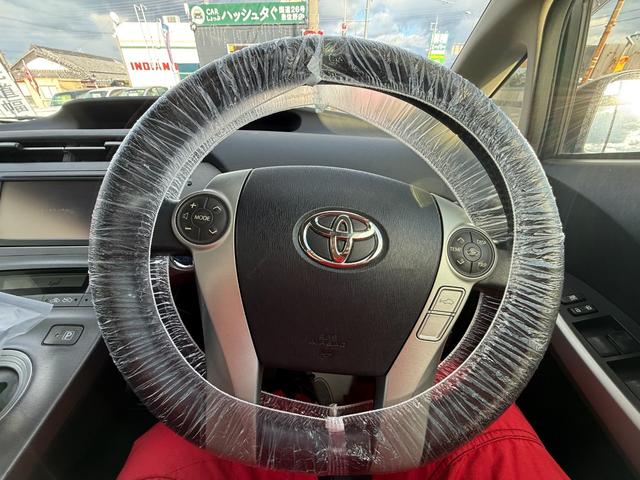 プリウス Ｇ　最終後期型／レーダークルーズ／純正ナビ／ＴＶ／Ｂｌｕｅｔｏｏｔｈ／バックカメラ／純正ドラレコ／ＥＴＣ車載器／衝突軽減ブレーキ／パワーシート／ハーフレザー／キー２個／ＨＩＤ／Ｆフォグランプ／車検整備付（24枚目）