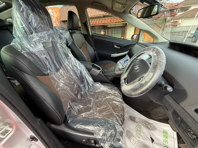 プリウス Ｇ　最終後期型／レーダークルーズ／純正ナビ／ＴＶ／Ｂｌｕｅｔｏｏｔｈ／バックカメラ／純正ドラレコ／ＥＴＣ車載器／衝突軽減ブレーキ／パワーシート／ハーフレザー／キー２個／ＨＩＤ／Ｆフォグランプ／車検整備付（34枚目）