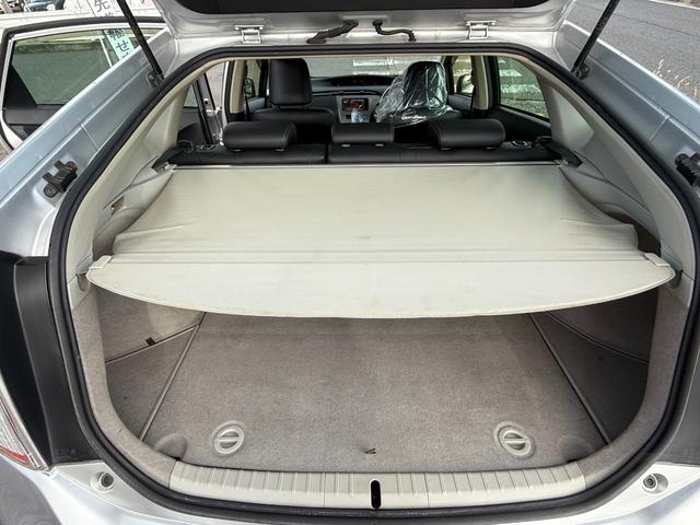 プリウス Ｇ　最終後期型／レーダークルーズ／純正ナビ／ＴＶ／Ｂｌｕｅｔｏｏｔｈ／バックカメラ／純正ドラレコ／ＥＴＣ車載器／衝突軽減ブレーキ／パワーシート／ハーフレザー／キー２個／ＨＩＤ／Ｆフォグランプ／車検整備付（45枚目）