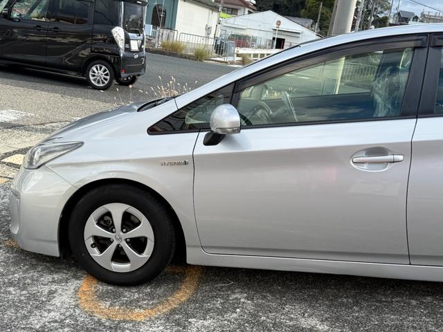 プリウス Ｇ　最終後期型／レーダークルーズ／純正ナビ／ＴＶ／Ｂｌｕｅｔｏｏｔｈ／バックカメラ／純正ドラレコ／ＥＴＣ車載器／衝突軽減ブレーキ／パワーシート／ハーフレザー／キー２個／ＨＩＤ／Ｆフォグランプ／車検整備付（59枚目）