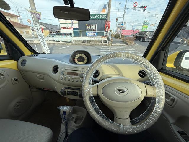 エッセ Ｘ　ユーザー様下取車／禁煙車／ＥＴＣ車載器／キーレス／電動格納ミラー／オートエアコン／４速オートマ／タイミングチェーン／パワーウィンドウ／純正ＣＤオーディオ／盗難防止装置／フロアマット／車検整備付／保証付（10枚目）