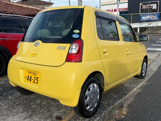 エッセ Ｘ　ユーザー様下取車／禁煙車／ＥＴＣ車載器／キーレス／電動格納ミラー／オートエアコン／４速オートマ／タイミングチェーン／パワーウィンドウ／純正ＣＤオーディオ／盗難防止装置／フロアマット／車検整備付／保証付（42枚目）