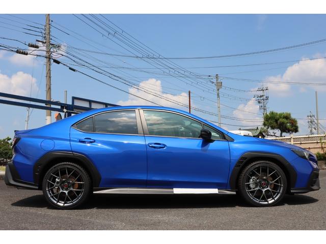 ＷＲＸ Ｓ４ ＳＴＩスポーツシャープ　特別仕様車　全国５００台限定車　１１．６インチディスプレイオーディオ　純正ナビＴＶ　パノラミックビューモニタ　純正レカロシート　純正ＢＢＳ１９ＡＷ　Ｐシート　ヒーター　ＬＥＤヘッド　登録済み未使用車（14枚目）