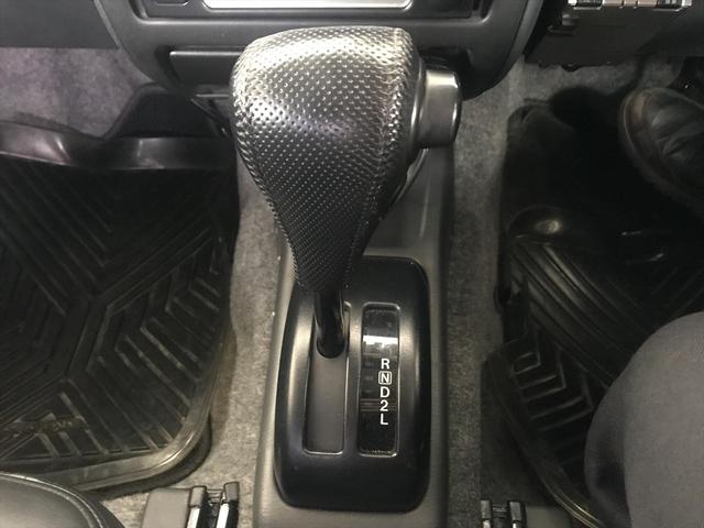 ジムニー ランドベンチャー　リフトアップ車　社外アルミホイール　オーバーフェンダー　　ＥＴＣ　マニュアルエアコン　パワーウィンドウ　電動格納ミラー　前席両側エアバック　ＣＤチューナー　パールホワイト（26枚目）