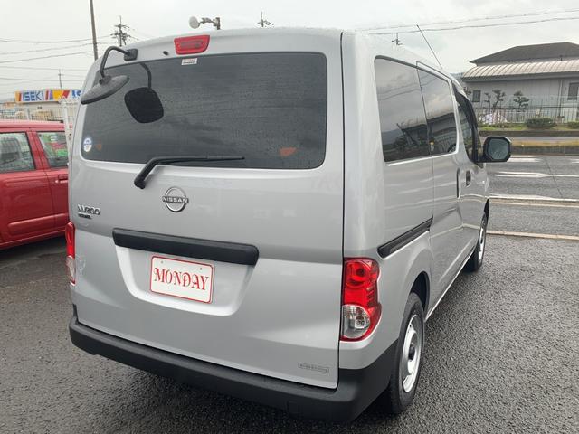 日産 ＮＶ２００バネットバン