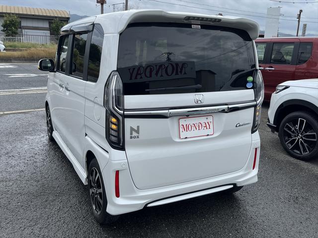 Ｎ－ＢＯＸカスタム Ｇ・Ｌホンダセンシング　ワンオーナー　ナビ　フルセグＴＶ　ＣＤ＆ＤＶＤ　バックカメラ　前後ドラレコ　ＥＴＣ　左パワースライド　純正アルミ（5枚目）