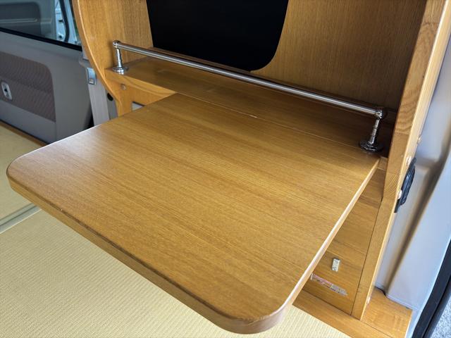 エブリイ ジョインターボ　車中泊仕様　畳調ベッドマット　ナビ　フルセグＴＶ　ドラレコ　後席モニター　　流し台　給排水タンク　サブバッテリー　外部充電（15枚目）