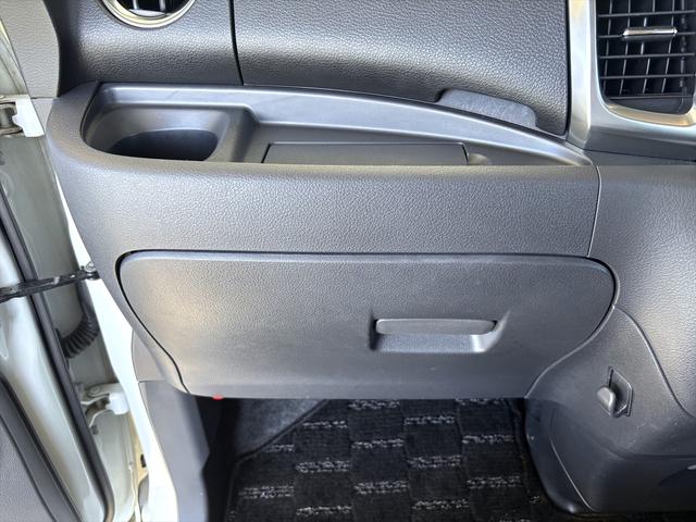 スペーシアカスタム TS ナビ TV CD&DVD・両側パワースライド・ドラレコ・ETC・社外15インチアルミ・プッシュスタート・アイドリングストップ(32枚目)