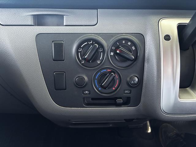 ＮＶ３５０キャラバンバン ロングＤＸ　ＥＸパッケージ　エマージェンシーブレーキ　純正ナビ　バックカメラ　ＬＥＤヘッド　ＥＴＣ　バンパー同色　３人乗（17枚目）