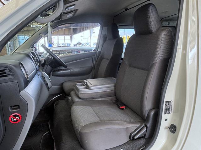 ＮＶ３５０キャラバンバン ロングＤＸ　ＥＸパッケージ　エマージェンシーブレーキ　純正ナビ　バックカメラ　ＬＥＤヘッド　ＥＴＣ　バンパー同色　３人乗（25枚目）