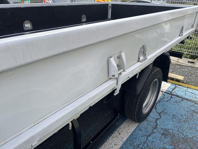 キャンター ロング　ＮＯＸ適合　最大積載２トン　電動格納ミラー　三方開ロング　リヤＷタイヤ　　オートマ車　ディーゼル（41枚目）