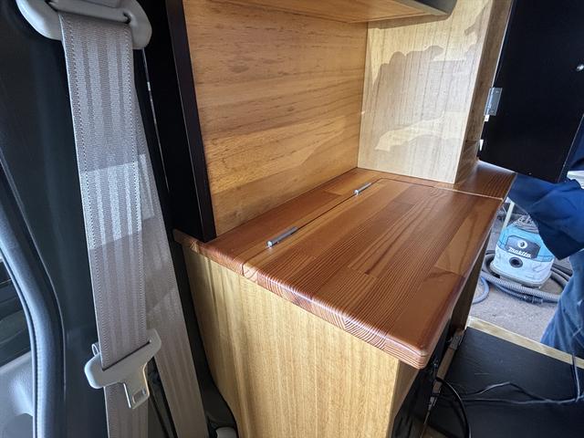 エブリイ ＰＣ　車中泊　プチキャンＴＲＹ２キット　ナビ　フルセグＴＶ　バックカメラ　ＥＴＣ　後席用モニター　ＬＥＤイルミライト　遮光カーテン　網戸　ベッドキット　タフレックルーフキャリア　ブレーキサポート（23枚目）