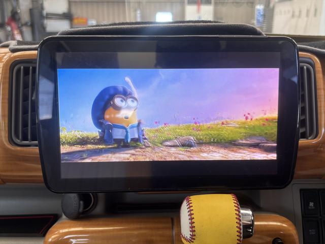 エブリイワゴン ＰＺターボスペシャル　９インチナビ　アルパイン後席モニター　フルセグ　ＣＤ＆ＤＶＤ　社外アルミ　バックカメラ　ＥＴＣ　前後ドライブレコーダー　ベッドキット　両側電動スライド　プッシュスタート　ルーフキャリア（12枚目）