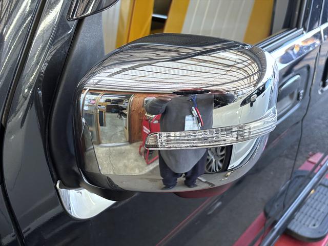 エブリイワゴン ＰＺターボスペシャル　９インチナビ　アルパイン後席モニター　フルセグ　ＣＤ＆ＤＶＤ　社外アルミ　バックカメラ　ＥＴＣ　前後ドライブレコーダー　ベッドキット　両側電動スライド　プッシュスタート　ルーフキャリア（55枚目）