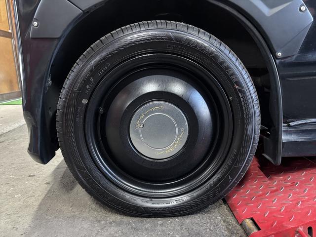 エブリイワゴン ＰＺターボスペシャル　９インチナビ　アルパイン後席モニター　フルセグ　ＣＤ＆ＤＶＤ　社外アルミ　バックカメラ　ＥＴＣ　前後ドライブレコーダー　ベッドキット　両側電動スライド　プッシュスタート　ルーフキャリア（62枚目）