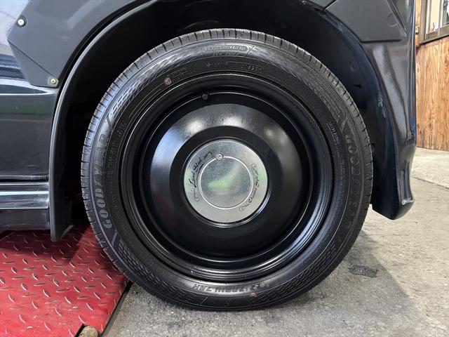 エブリイワゴン ＰＺターボスペシャル　９インチナビ　アルパイン後席モニター　フルセグ　ＣＤ＆ＤＶＤ　社外アルミ　バックカメラ　ＥＴＣ　前後ドライブレコーダー　ベッドキット　両側電動スライド　プッシュスタート　ルーフキャリア（65枚目）