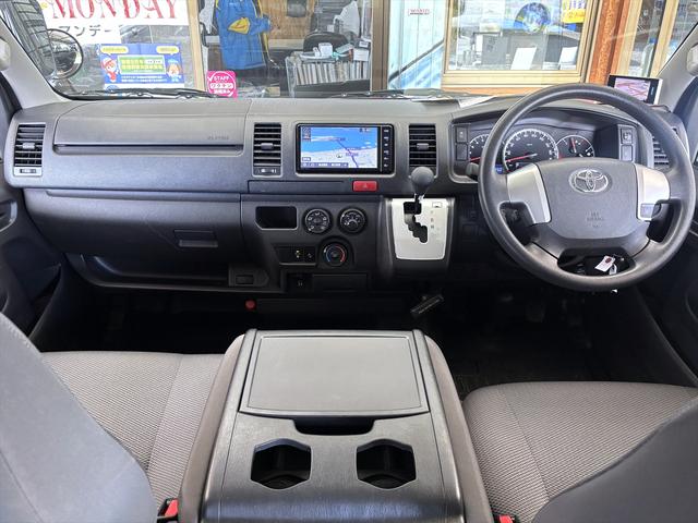 レジアスエースバン ロングＤＸ　トヨタセーフティセンス　純正ナビ　フルセグＴＶ　バックカメラ　ドライブレコーダー　レーダー探知機　ＥＴＣ（10枚目）