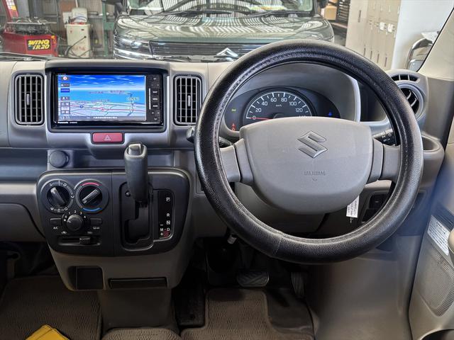 エブリイ ＰＣリミテッド　車中泊仕様　岡モータース＜ミニチュアクルーズＳＶ＞　ワンオーナー　リクライニングベッド　ソーラーパネル　外部充電　シンク　走行充電　サブバッテリー２個　間接照明　ナビ　ＴＶ　バックカメラ　ＥＴＣ（39枚目）