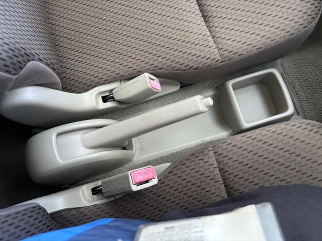 エブリイ ＰＣリミテッド　車中泊仕様　岡モータース＜ミニチュアクルーズＳＶ＞　ワンオーナー　リクライニングベッド　ソーラーパネル　外部充電　シンク　走行充電　サブバッテリー２個　間接照明　ナビ　ＴＶ　バックカメラ　ＥＴＣ（56枚目）