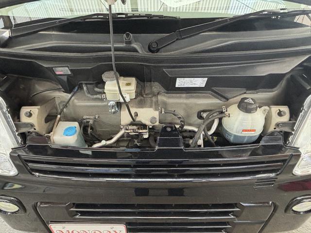 エブリイ ＰＣリミテッド　車中泊仕様　岡モータース＜ミニチュアクルーズＳＶ＞　ワンオーナー　リクライニングベッド　ソーラーパネル　外部充電　シンク　走行充電　サブバッテリー２個　間接照明　ナビ　ＴＶ　バックカメラ　ＥＴＣ（68枚目）