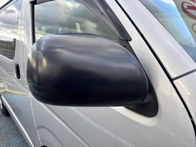 ハイエースバン ロングＤＸ　同色バンパー　後席クーラー　電格ミラー　前後ソナー　ナビ　フルセグＴＶ　バックカメラ　ＣＤ＆ＤＶＤ　ＥＴＣ　フォグランプ（43枚目）