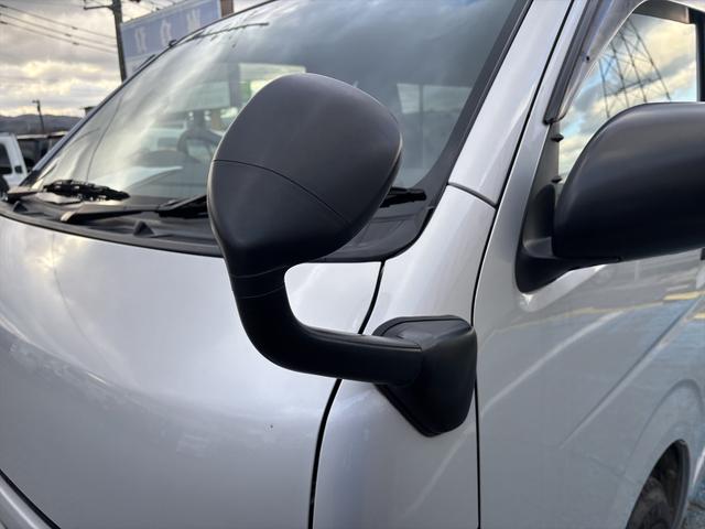 ハイエースバン ロングＤＸ　同色バンパー　後席クーラー　電格ミラー　前後ソナー　ナビ　フルセグＴＶ　バックカメラ　ＣＤ＆ＤＶＤ　ＥＴＣ　フォグランプ（45枚目）