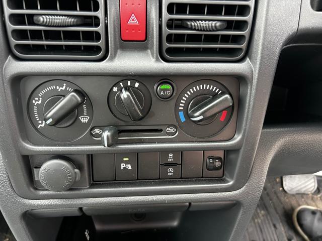 NT100クリッパートラック DX エアコン パワステ ワンオーナー ヘッドライトレベライザー オートマ(47枚目)
