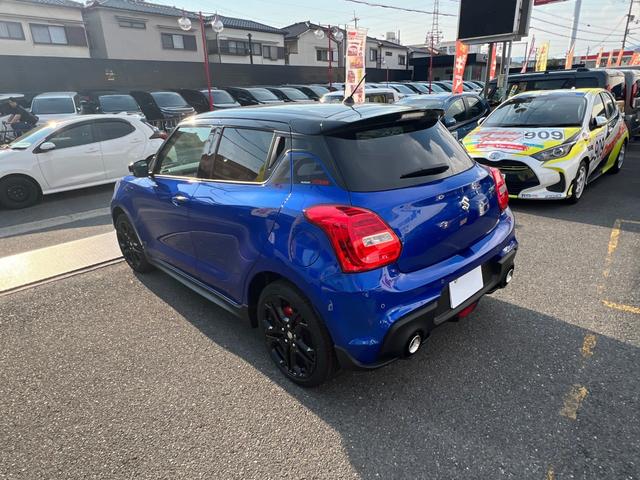 スイフトスポーツ ＺＣ３３Ｓ　ファイナルエディション　ハイパーＥＣＵ１８０馬力コンプリート　ＧＺＯＸボディガラスコート済み　運転席シートヒーター　アルミホイール　横滑り防止　衝突安全ブレーキ　衝突安全ボディ　オートライト　アダクティブクルーズコントロール（4枚目）
