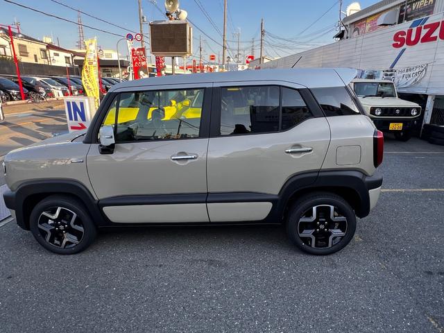 クロスビー ハイブリッドMZ アップグレードパッケージ装着車 全方位モニター用メモリーナビゲーション・スズキコネクト対応通信機装着車デュアルセンサーブレーキサポートII運転席・助手席・サイド・カーテン(8枚目)